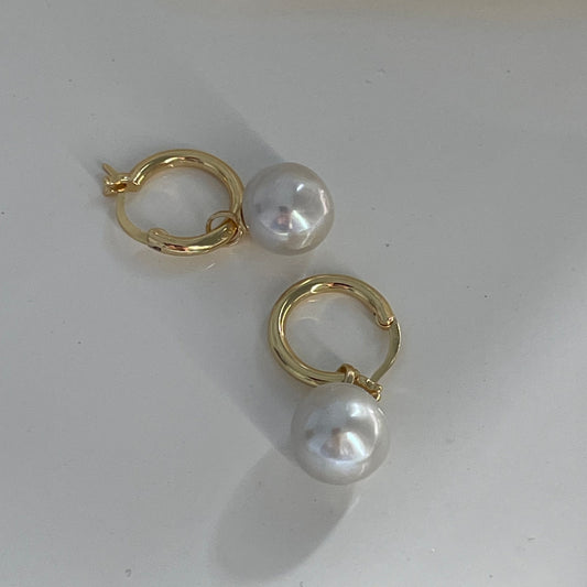 Drop Earrings with Baroque Pearl in 18K Gold Vermeil