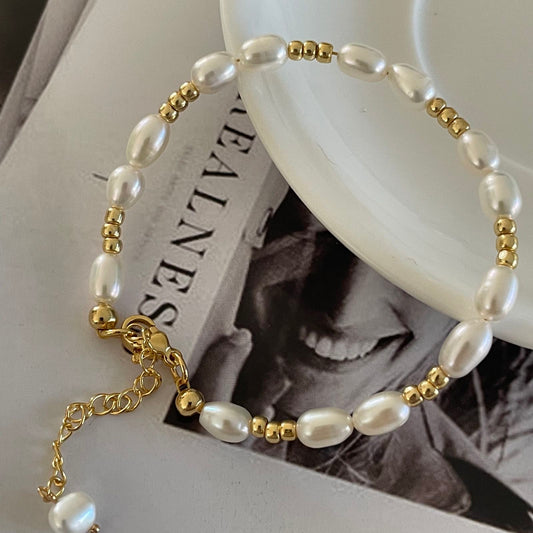 Natural Freshwater Pearl and Gold Bracelet